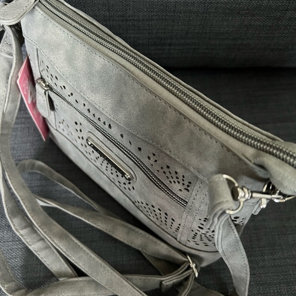 NWT Stone Mountain USA Multifunctional Crossbody Shoulder Bag 4 in One - Picture 3 of 10